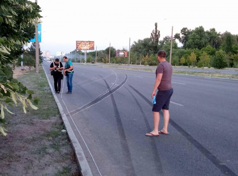 В Запорожье в результате аварии погибла женщина с ребенком